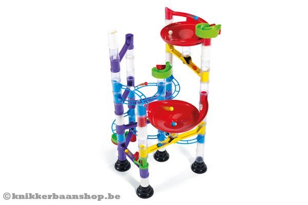 Knikkerbaan op te bouwen in diverse vormen.